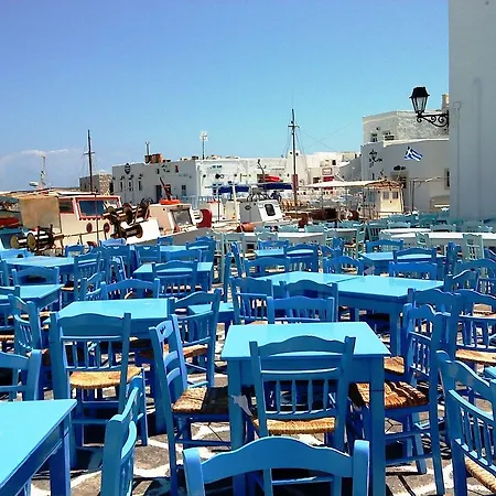 Manis Hotel Naousa (Paros)