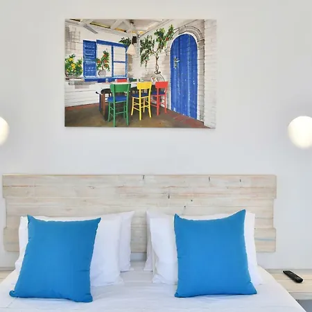 Manis Hotel Naousa (Paros)